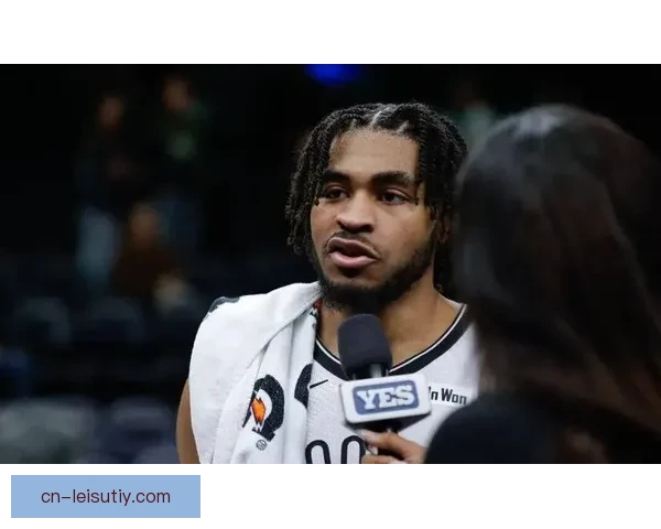 小托马斯加盟雄鹿成得分核心